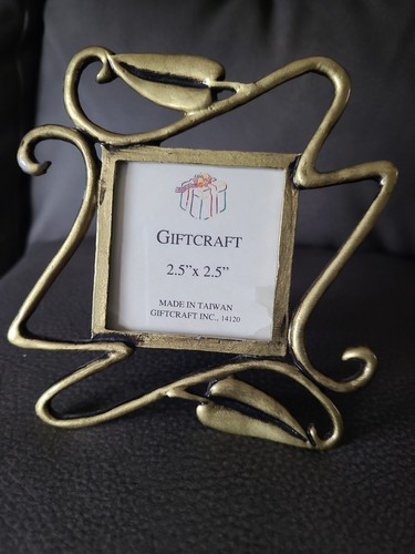 Giftcraft vtg gold metal - giftcraft,