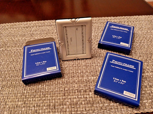 Lot new package small - of,